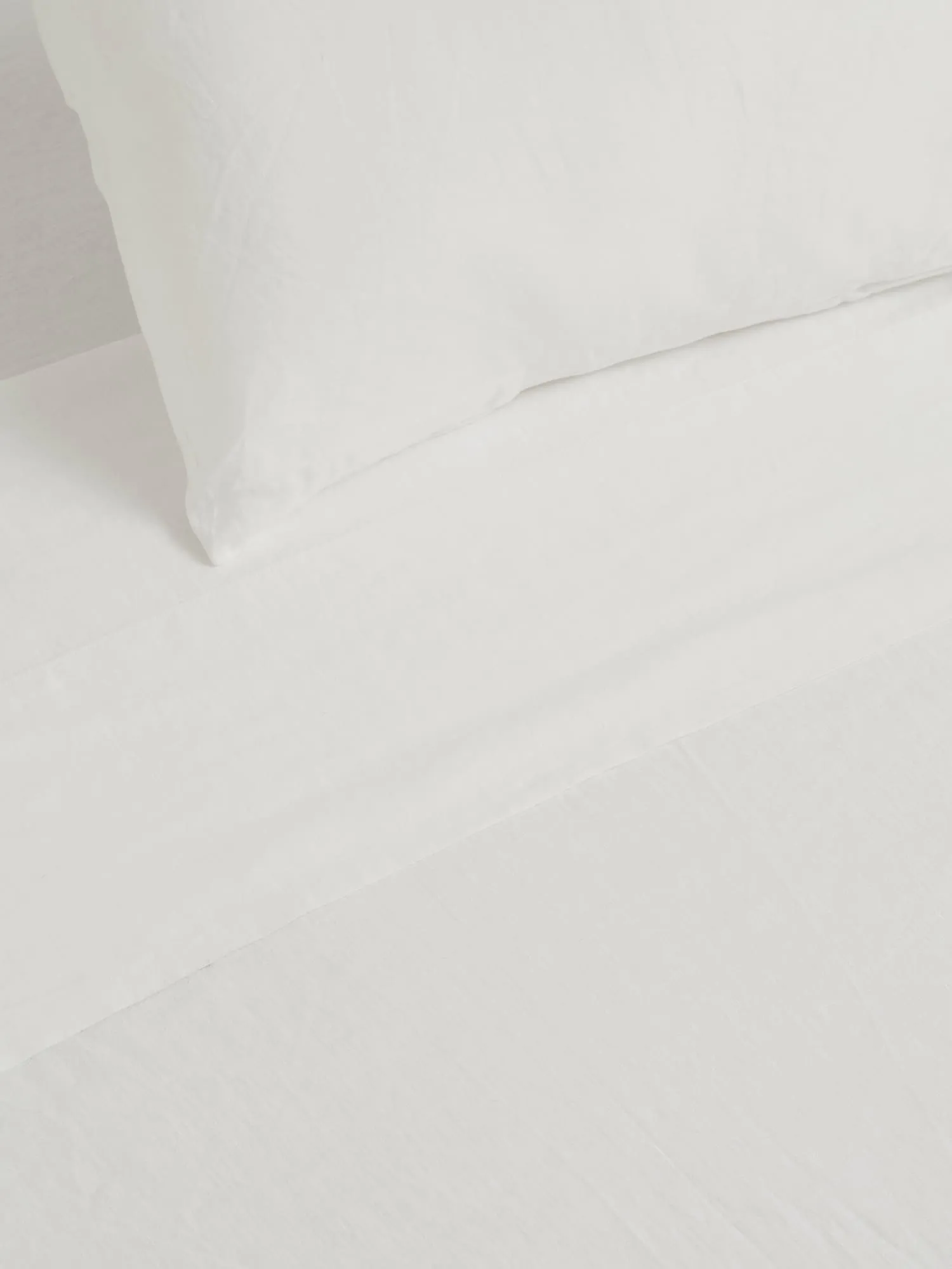 100% Linen Pillowcase Set (of two) in White