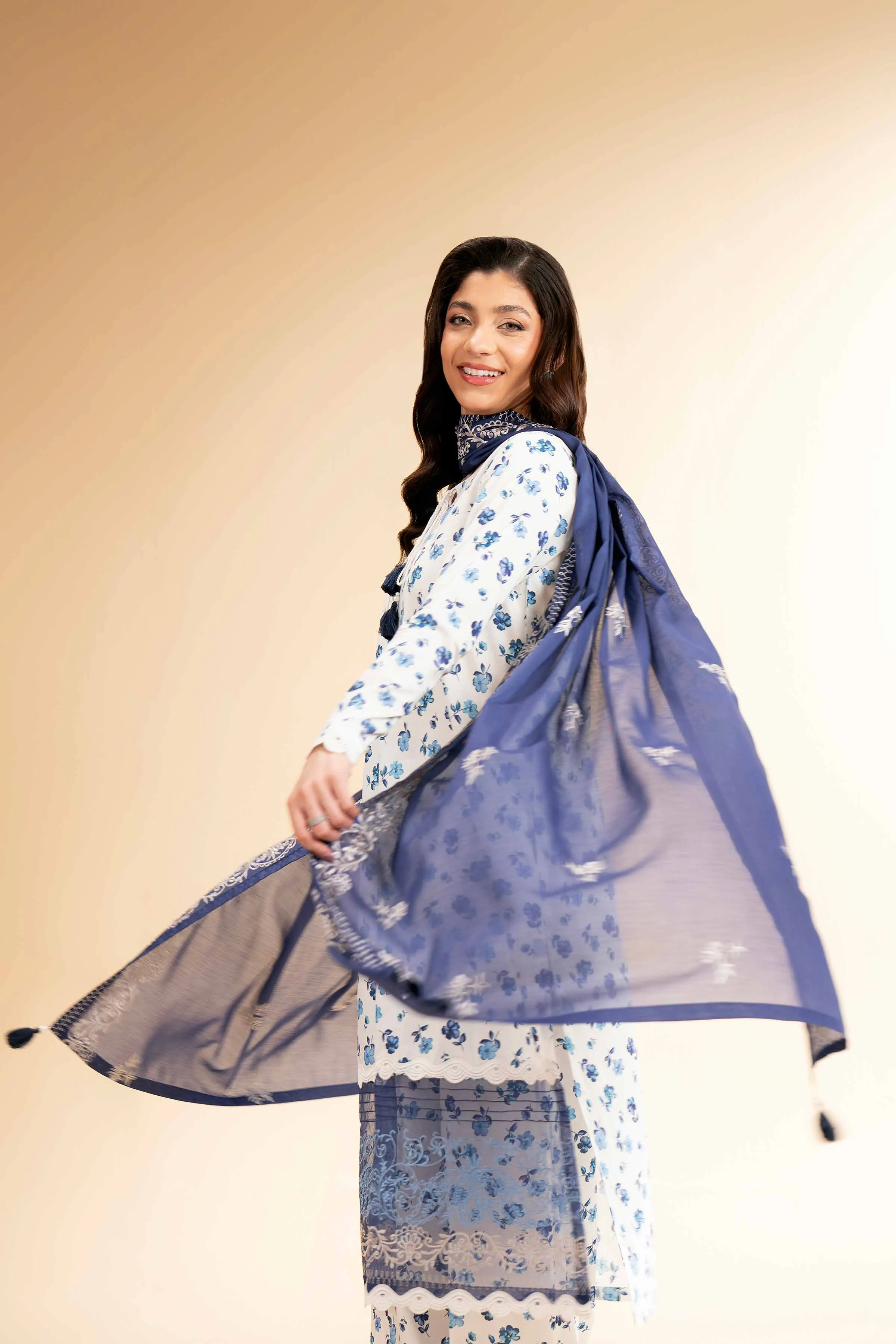 3 Piece - Printed Embroidered Suit - 42501357