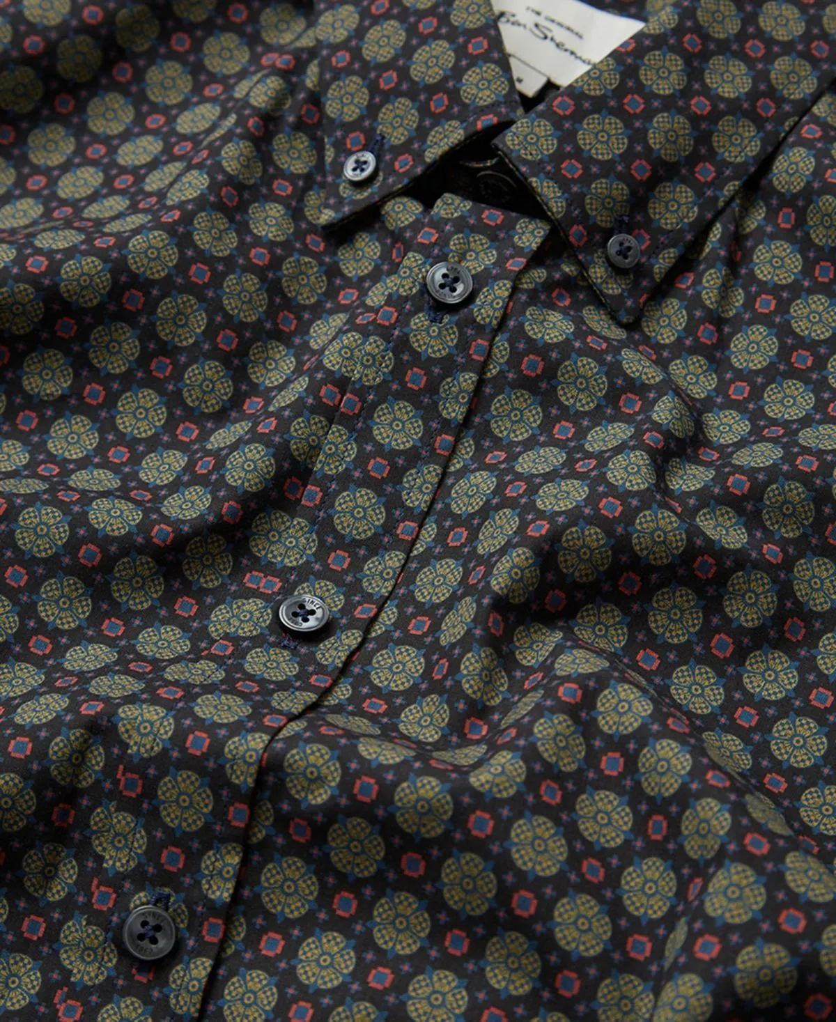 Ben Sherman Men's Long Sleeve Shawl Print Shirt, Black