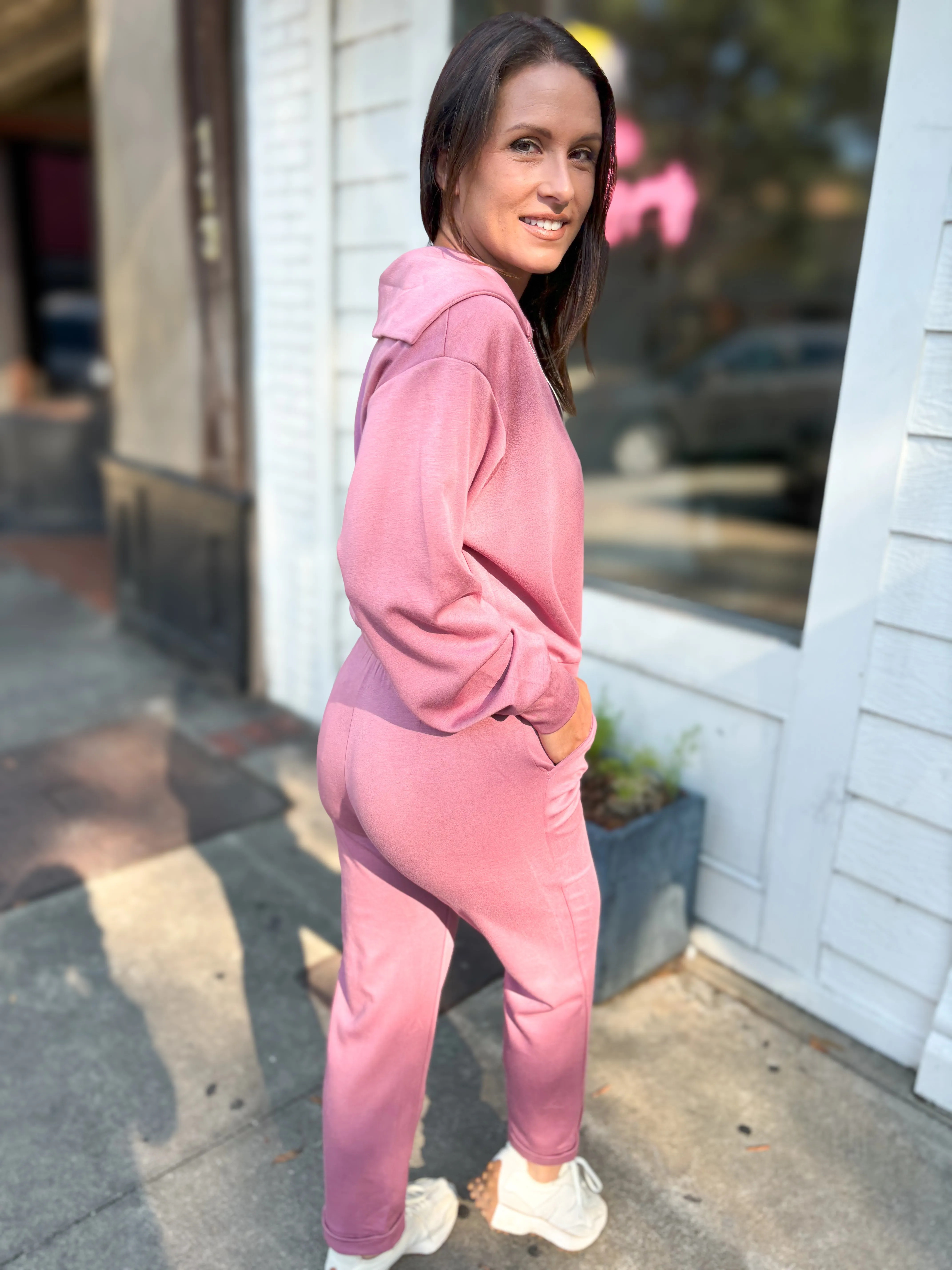 ChicMotion Essentials Set in Mulberry