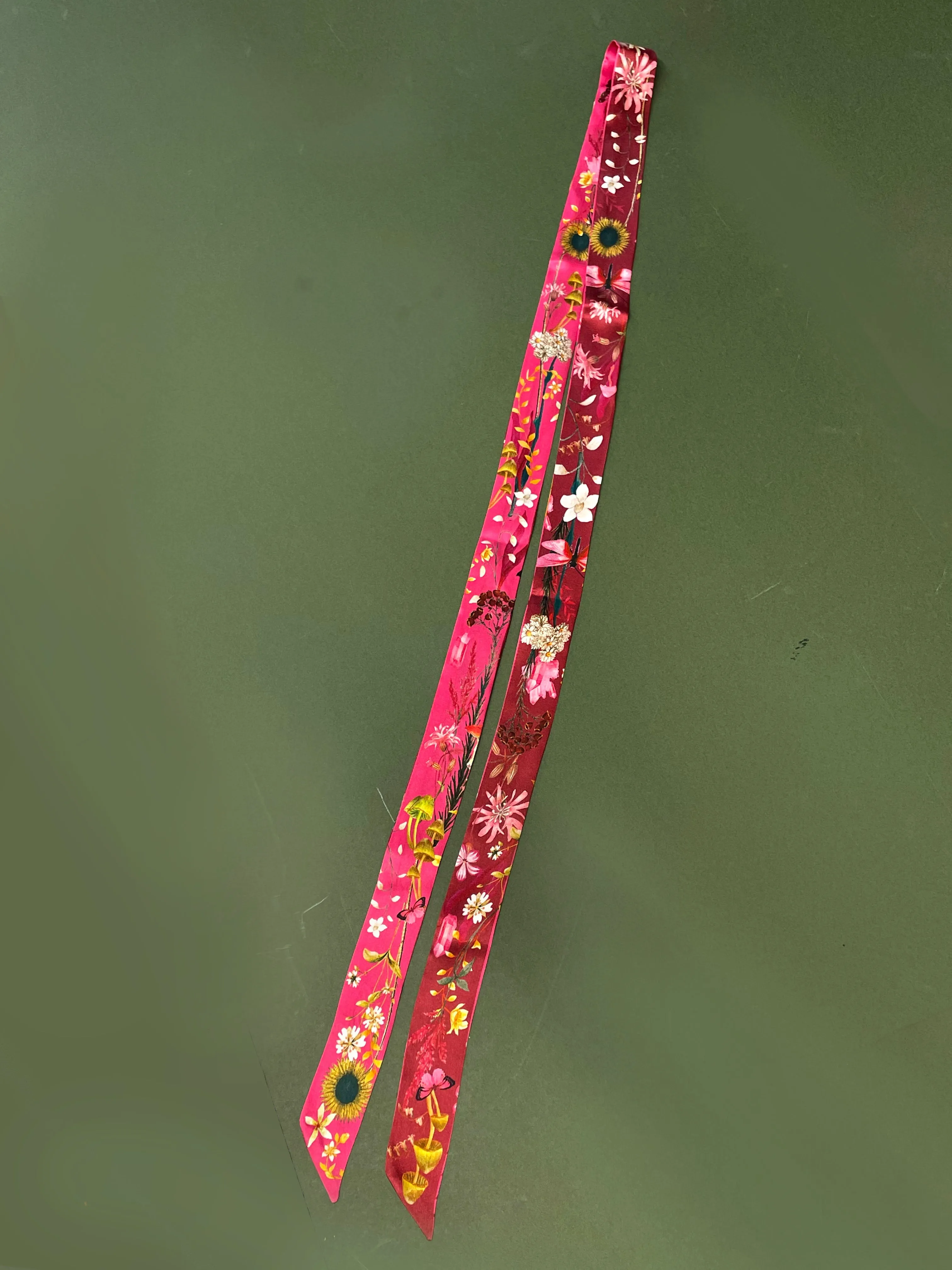 Hot pink Silk satin 'Mirasol' Ultra Skinny silk scarf with sunflowers