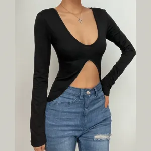 Long sleeve round neck solid backless slit top