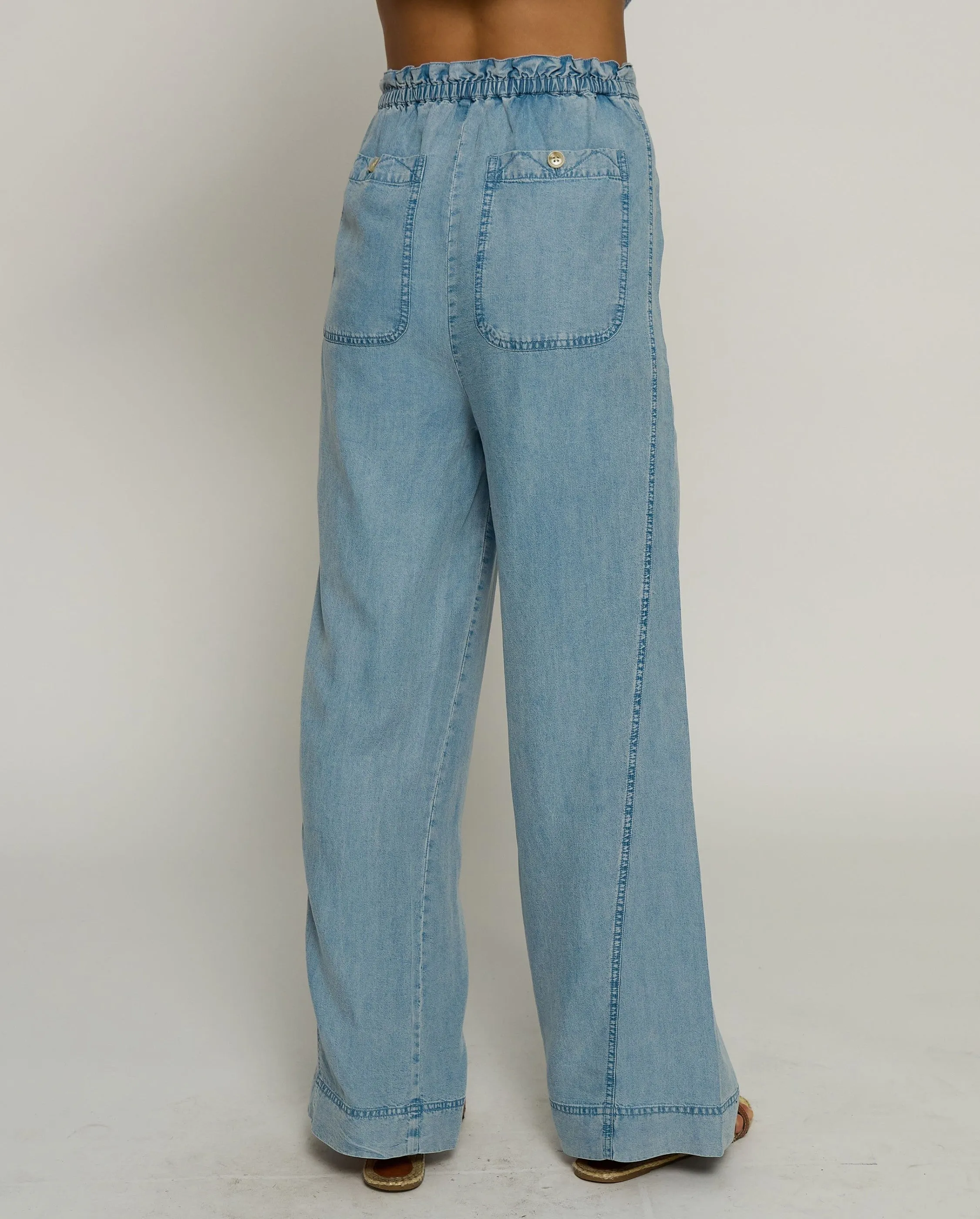 Mid Rise Wide Leg Pant