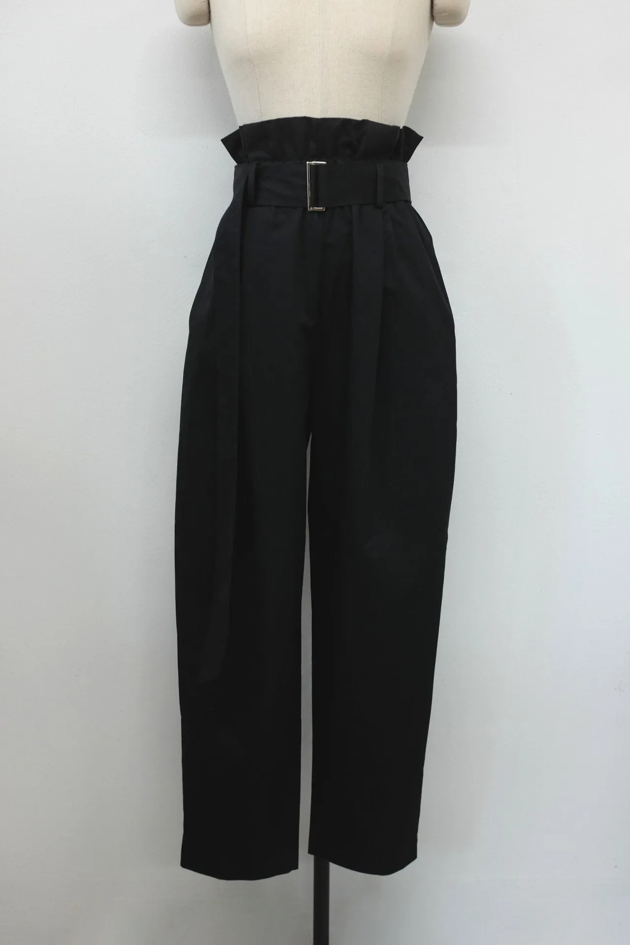 RUFFLE BELTED TROUSERS