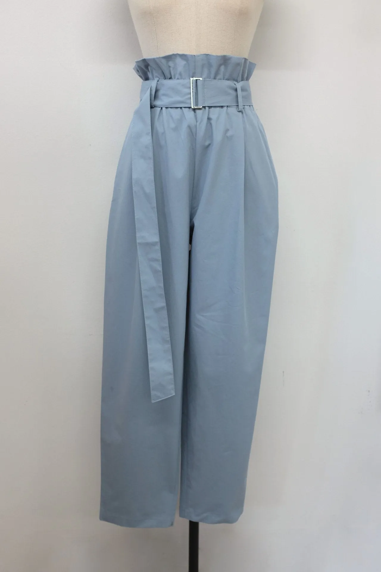 RUFFLE BELTED TROUSERS