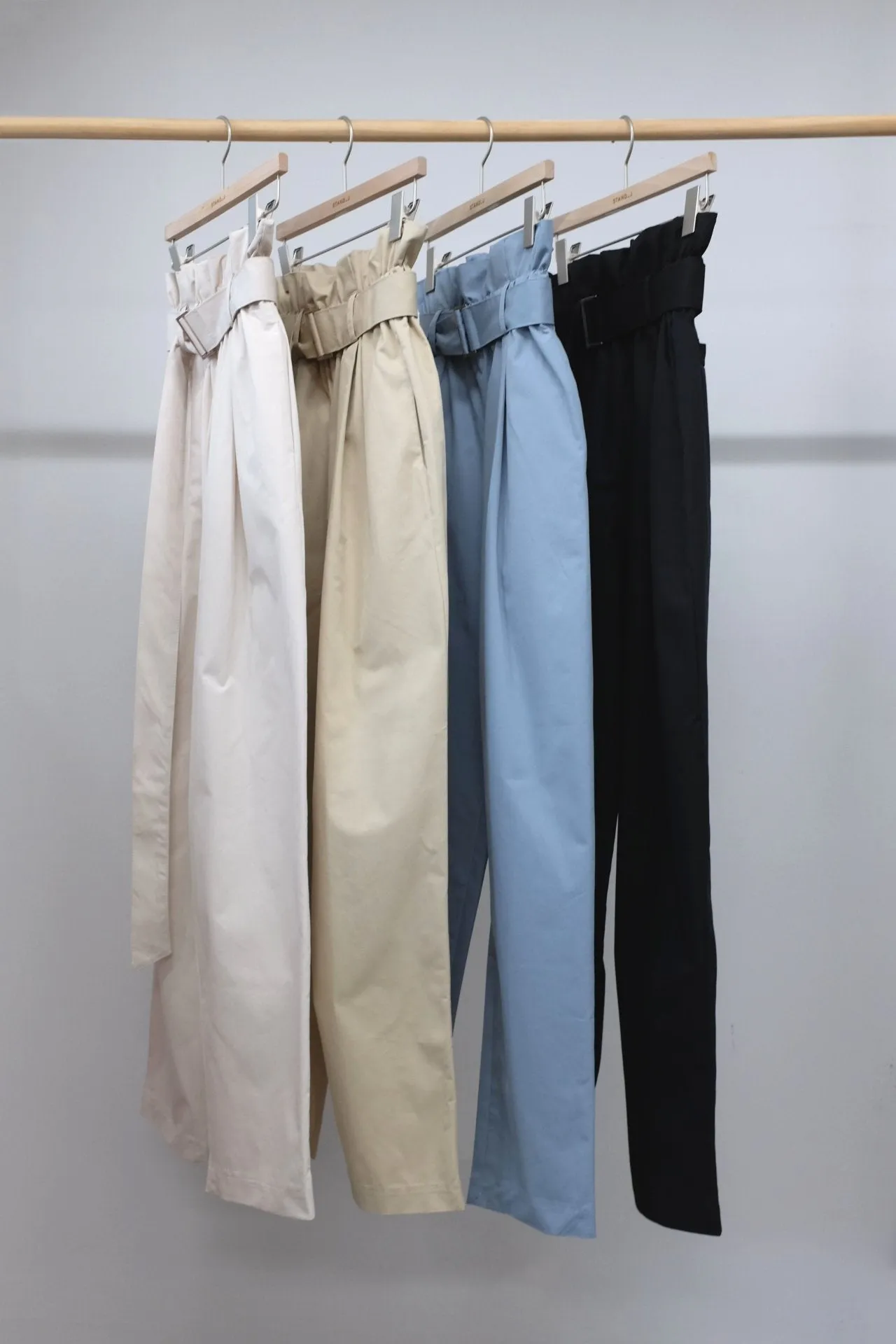 RUFFLE BELTED TROUSERS