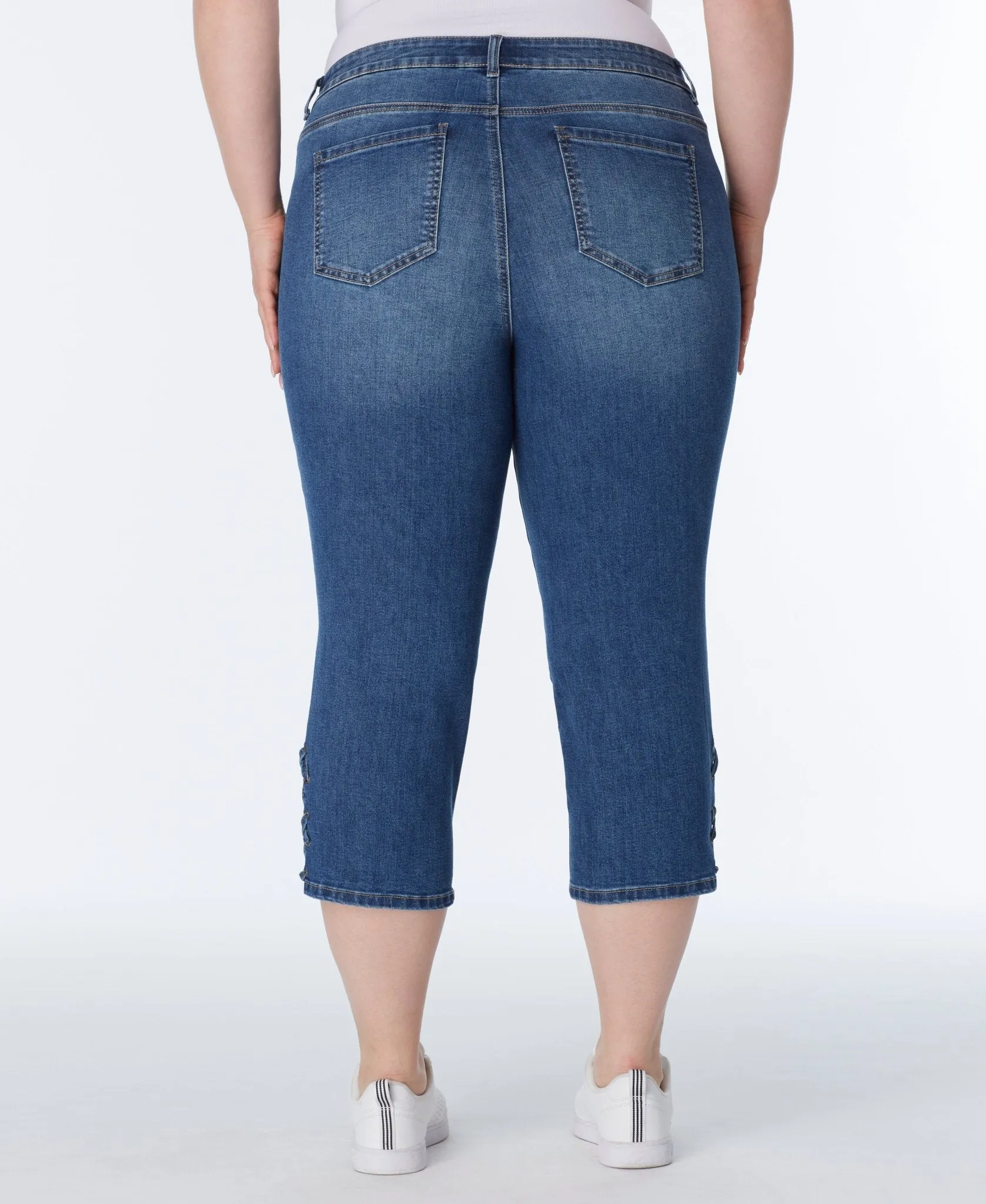 Signature Capri With Side Slit And Lace - Plus