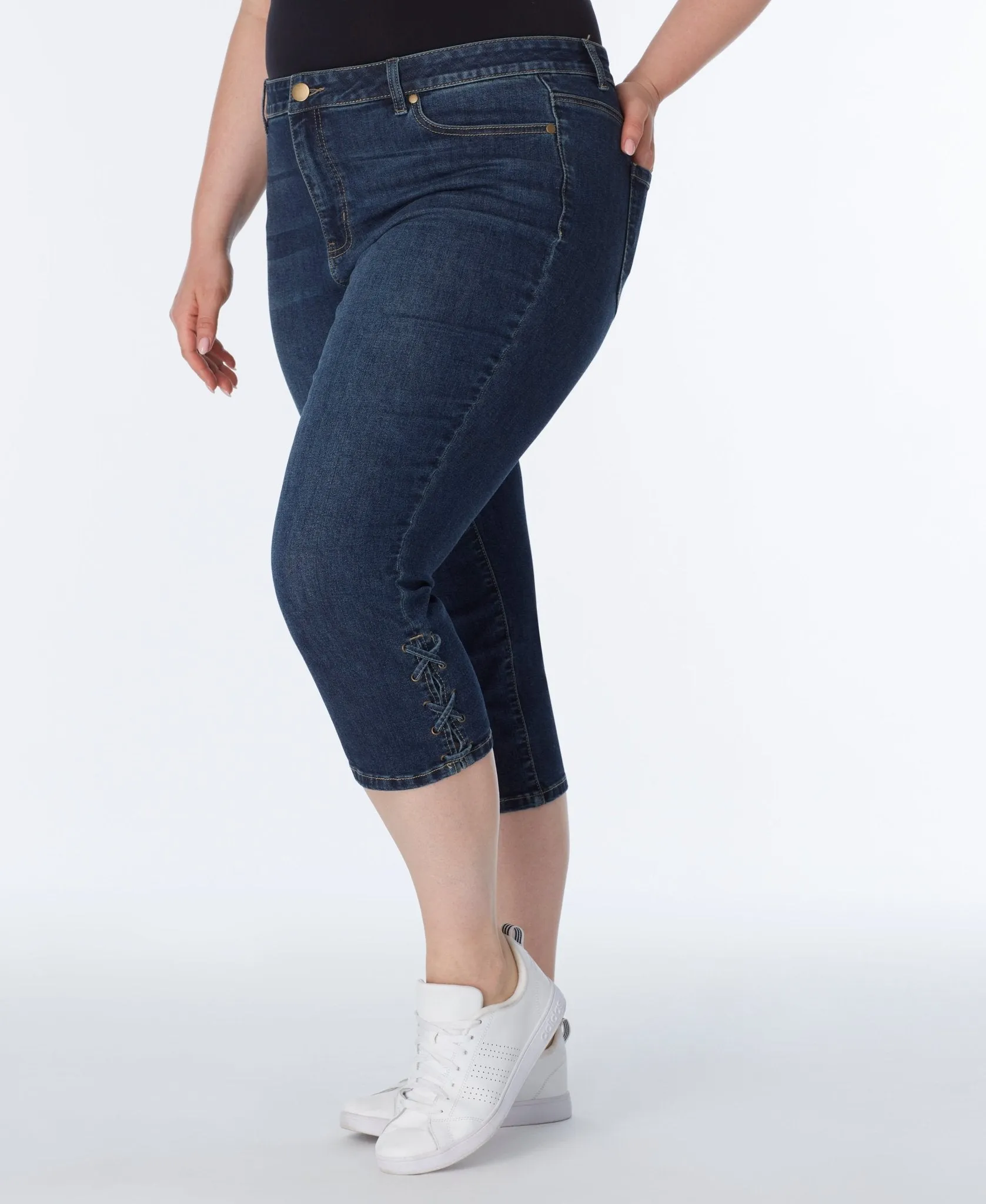 Signature Capri With Side Slit And Lace - Plus