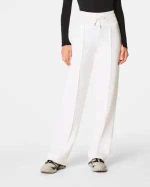 SPANX - AIRESSENTIALS LUXE STRAIGHT LEG PANT