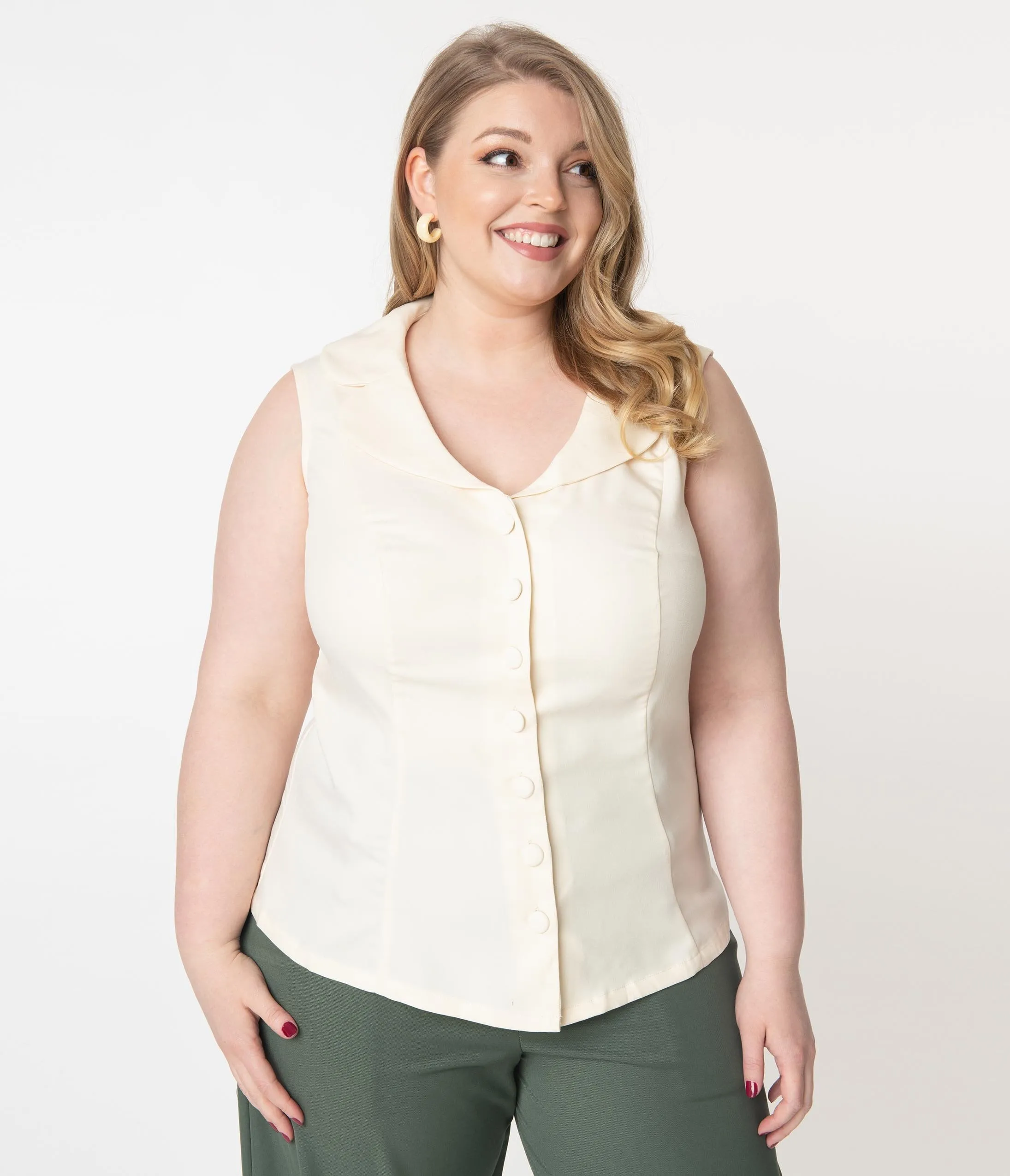 Unique Vintage Plus Size Cream Sleeveless Button Up Polly Blouse