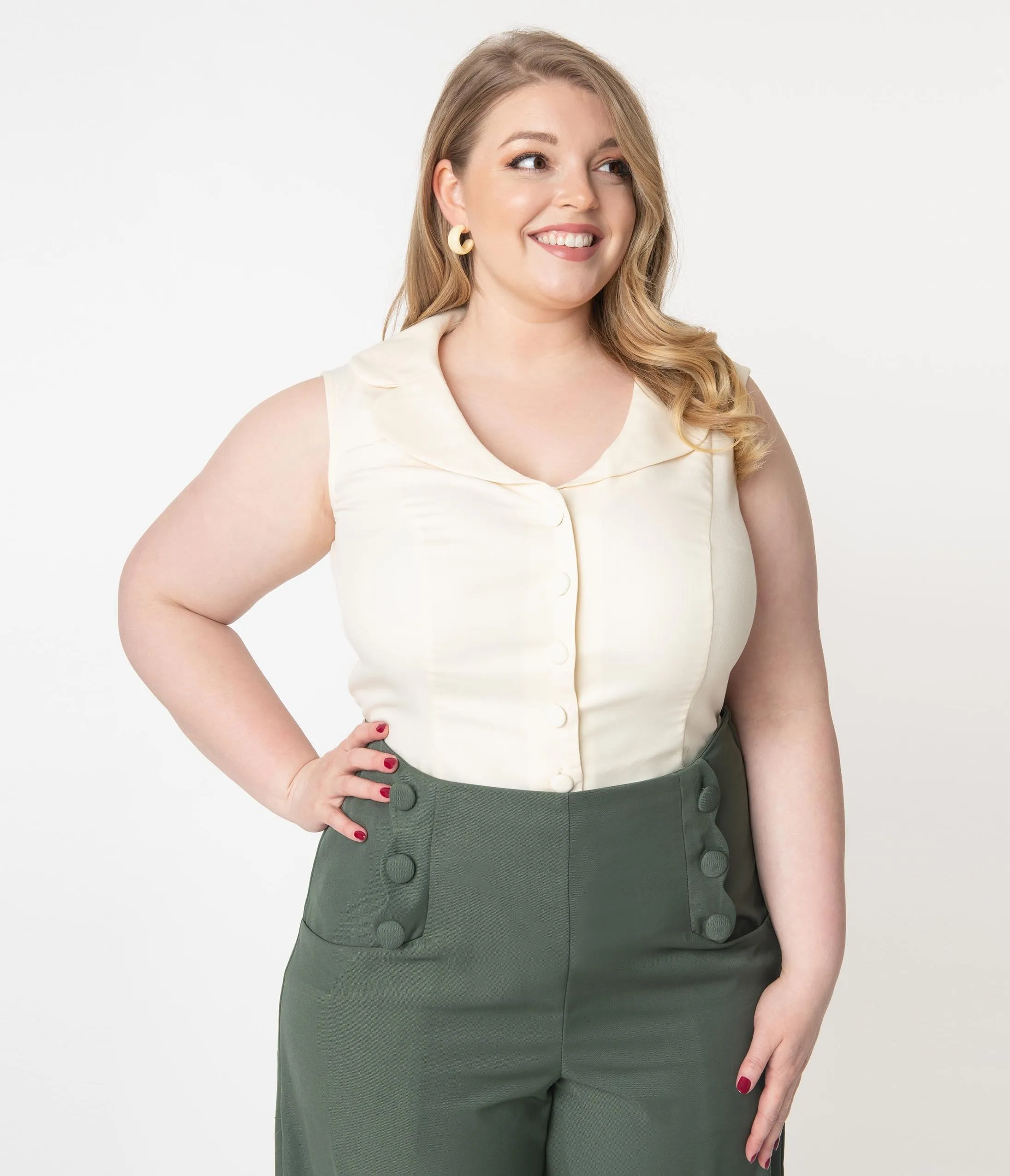 Unique Vintage Plus Size Cream Sleeveless Button Up Polly Blouse