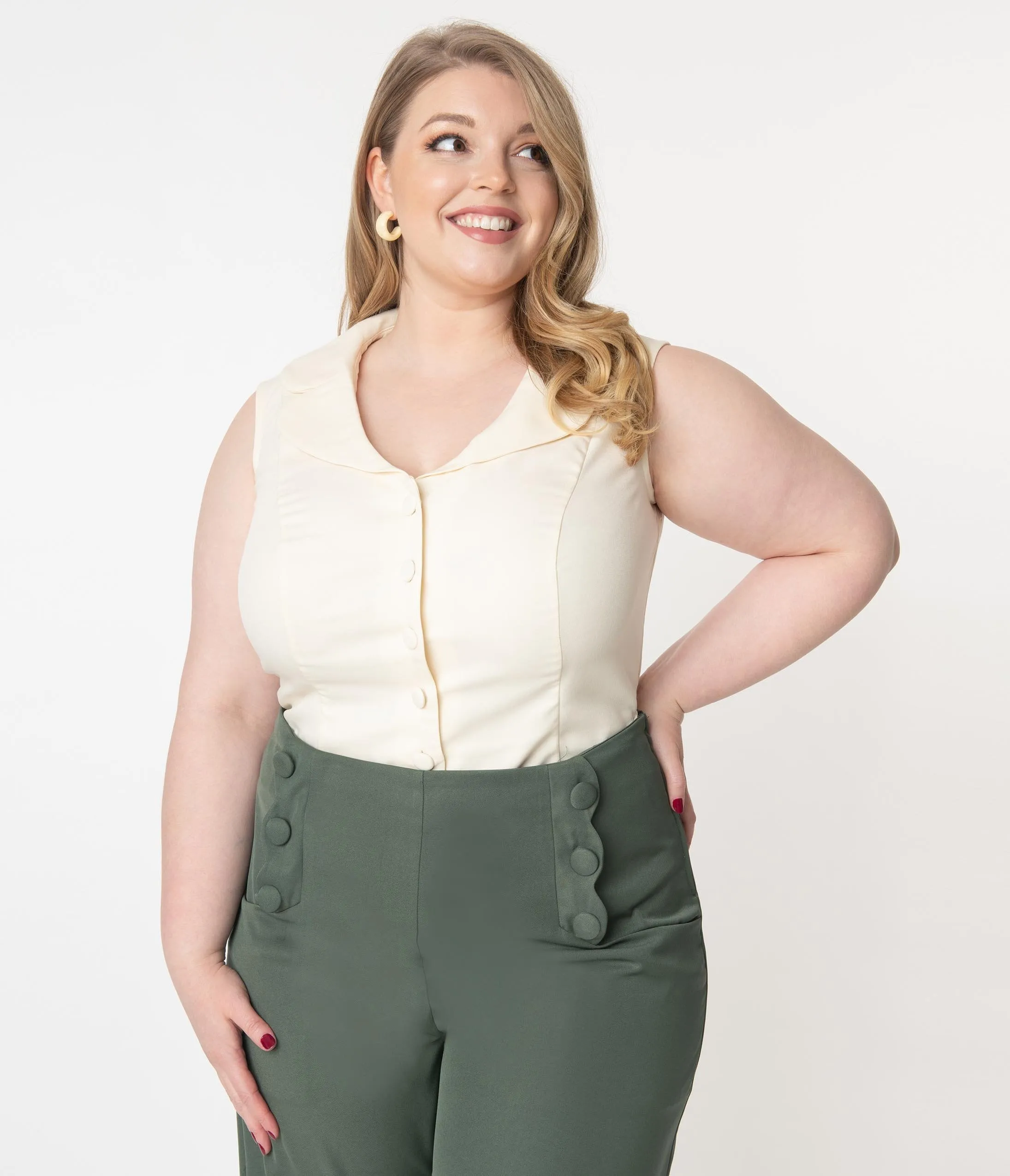 Unique Vintage Plus Size Cream Sleeveless Button Up Polly Blouse
